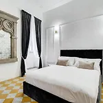 Piazza Di Spagna 72 Suite - Your Italian Holidays