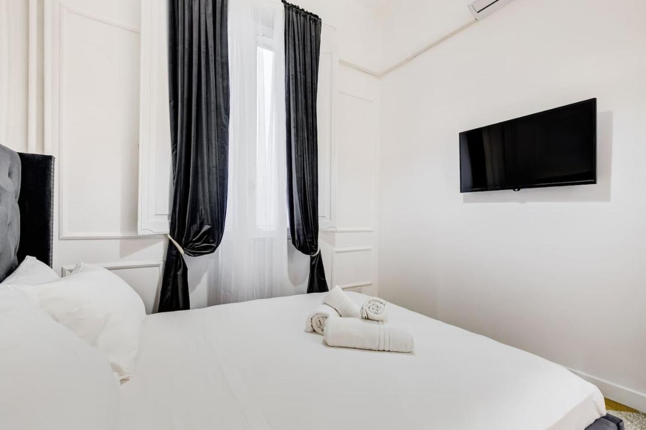 Apartment Piazza Di Spagna 72 - Your Italian Holidays *